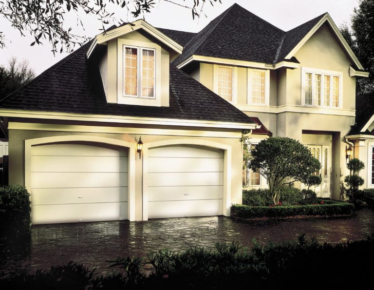 Garage door company in Vancouver Clopay