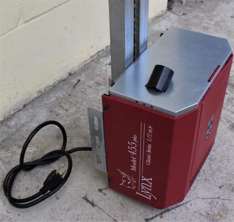 Lynx 455 residential garage door operator