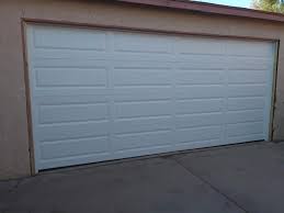Read more about the article Clopay model 4053, fully insulated steel door in white