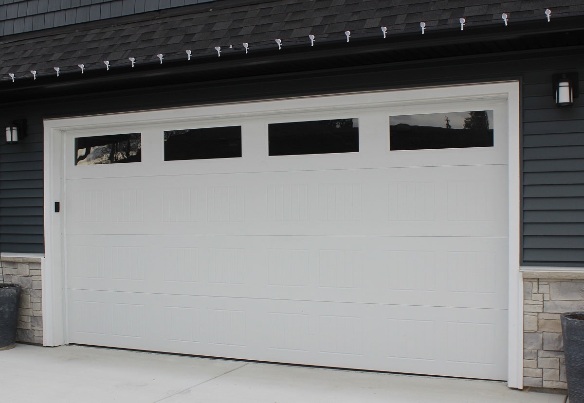 Read more about the article Steelcraft Garage Door 16×8 [SALE]
